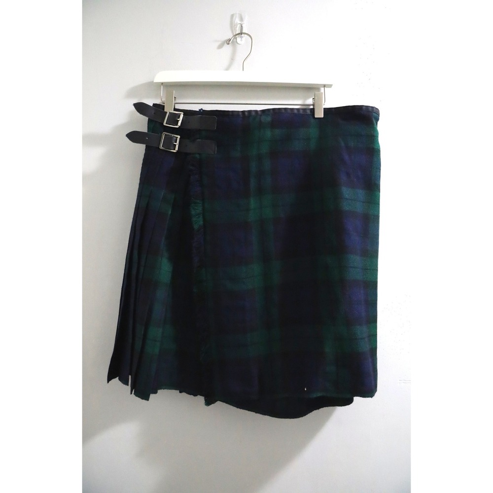 Black Watch Plaid Men’s Kilt - Dark Green and Navy